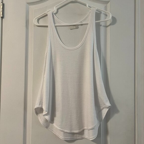 XS Aritzia Wilfred Free White Racerback Tank Top - Picture 1 of 7